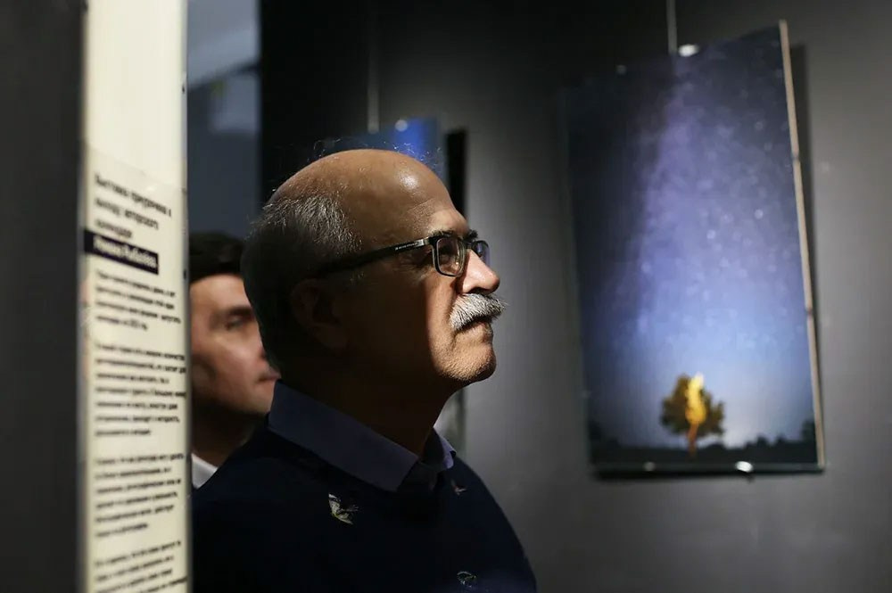 Открытие выставки Романа Рыбалёва «Календарь 2022». Школа Фотографии Романа Рыбалёва. Город Кишинёв, Молдова