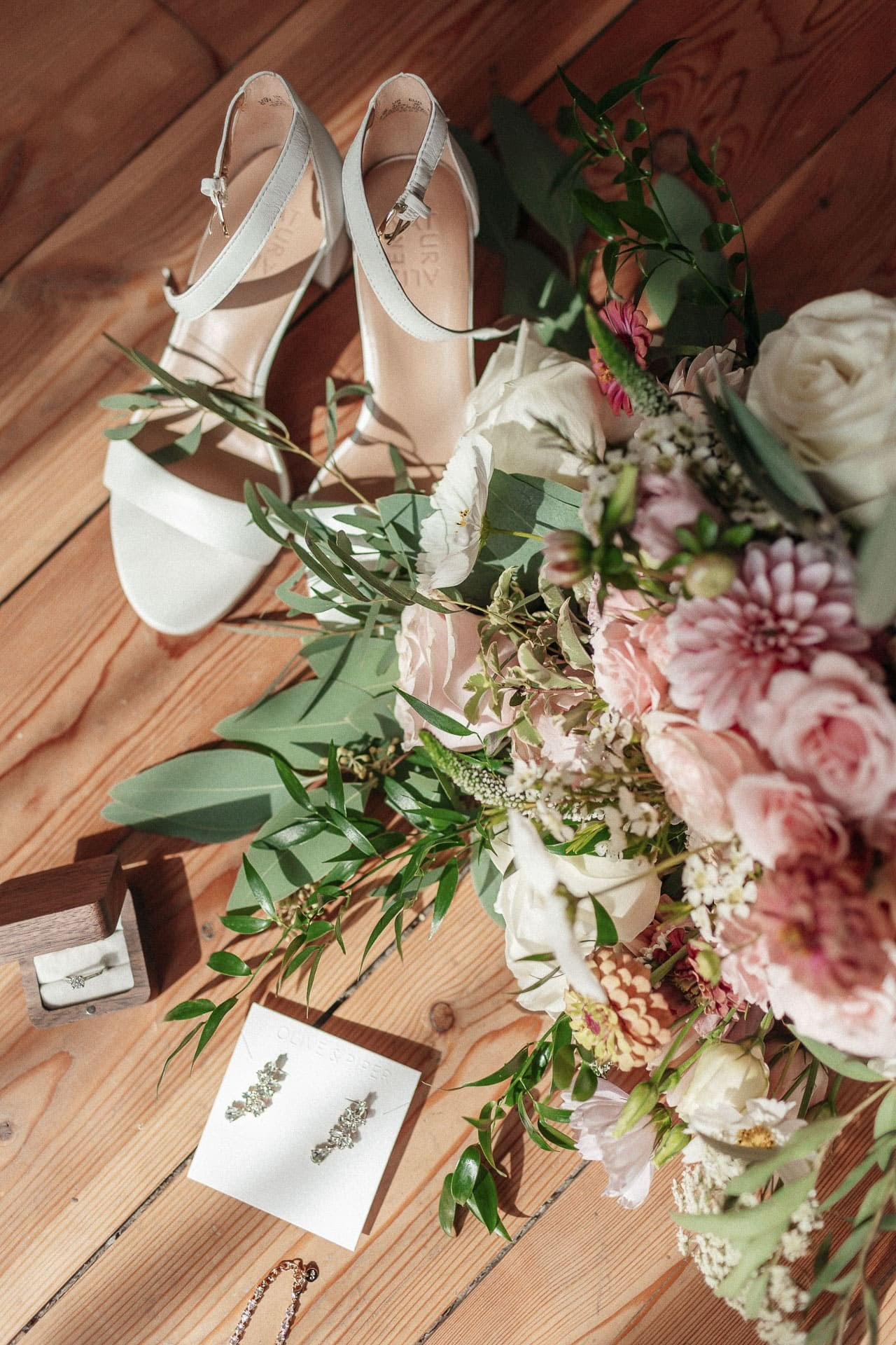 Hannah & Nikita’s Candid Wedding Photos | Documentary-Style Wedding Photography | Toronto, GTA, Vaughan, Mississauga. Storytellers Films — Candid Wedding Videographer & Photographer in Toronto, Ontario and beyond