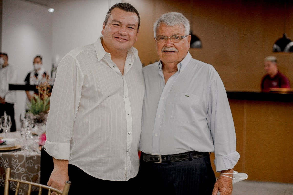 Waldeana - 70 anos. Fotógrafa de Eventos em São Paulo e Sorocaba Kika Damasceno