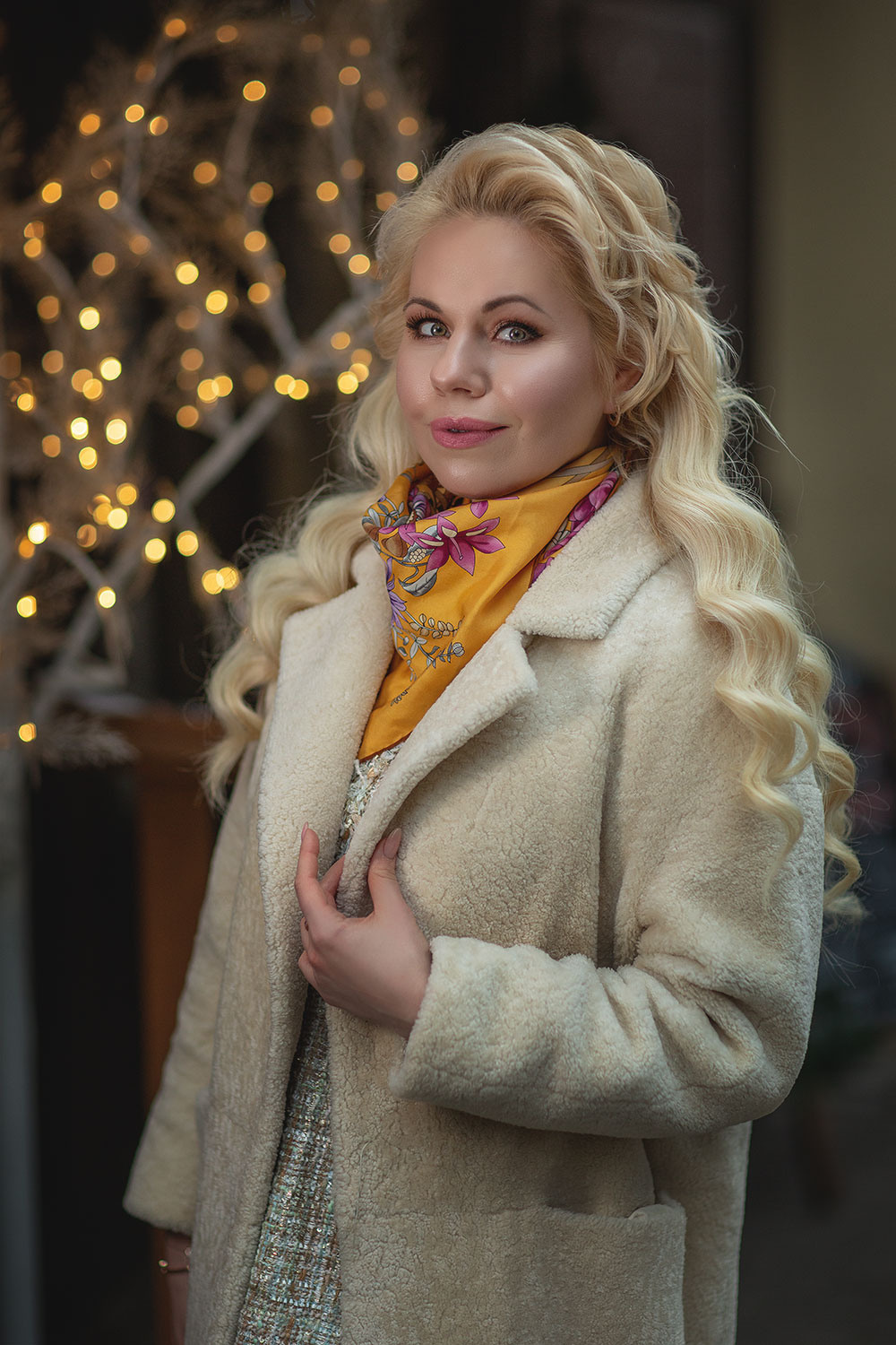 Яна. Фотопрогулка по Старому городу. Фотограф в Юрмале и Риге Анна Джибути Anna Dzibuti
