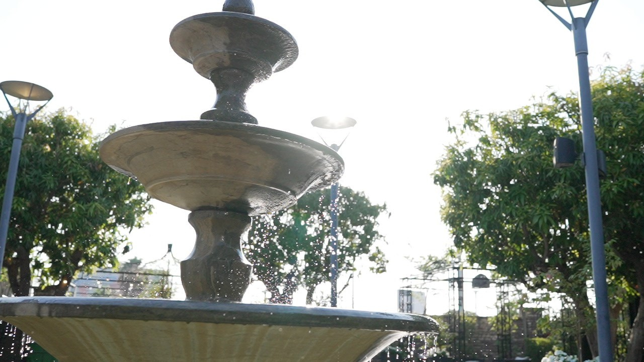 VIA / BASICO. Wedding and events photographers Studio Shalom