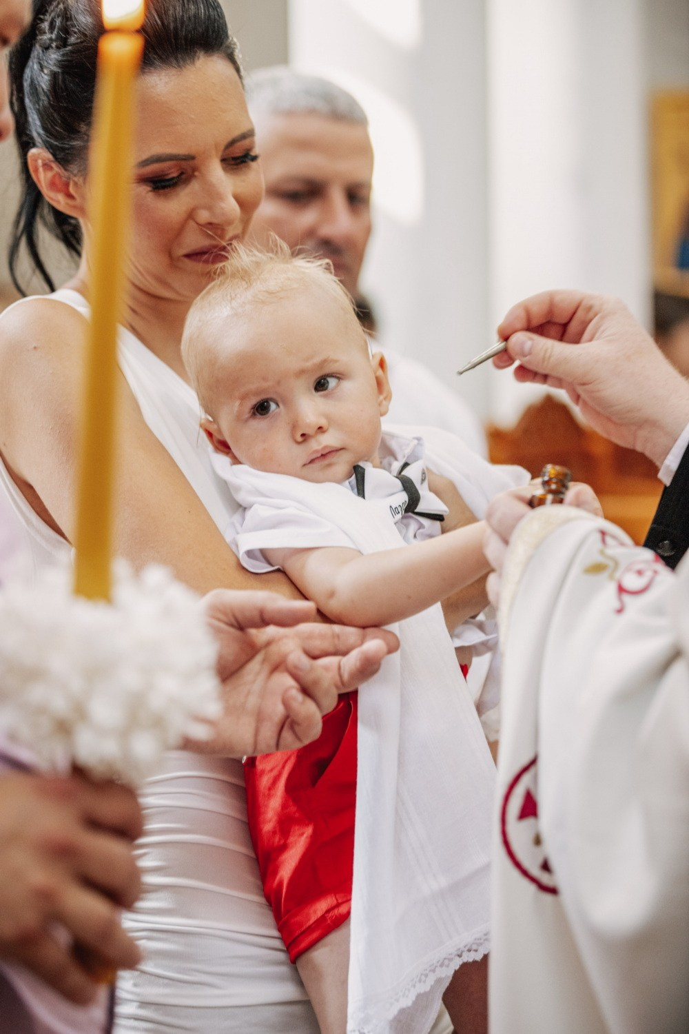 FOTOGRAFISANJE KRŠTENJA. Fotografi iz Backog Petrovca David i Andrea Stojanovic