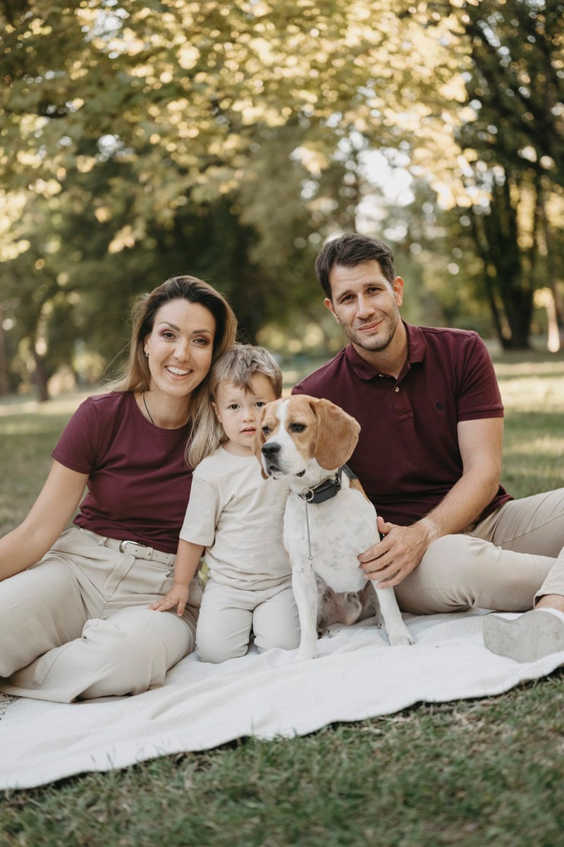 Aleksandra, Lazar, Marin i Leo / porodicno fotografisanje napolju. Deciji i porodicni fotograf u Beogradu Oksana Skendzic