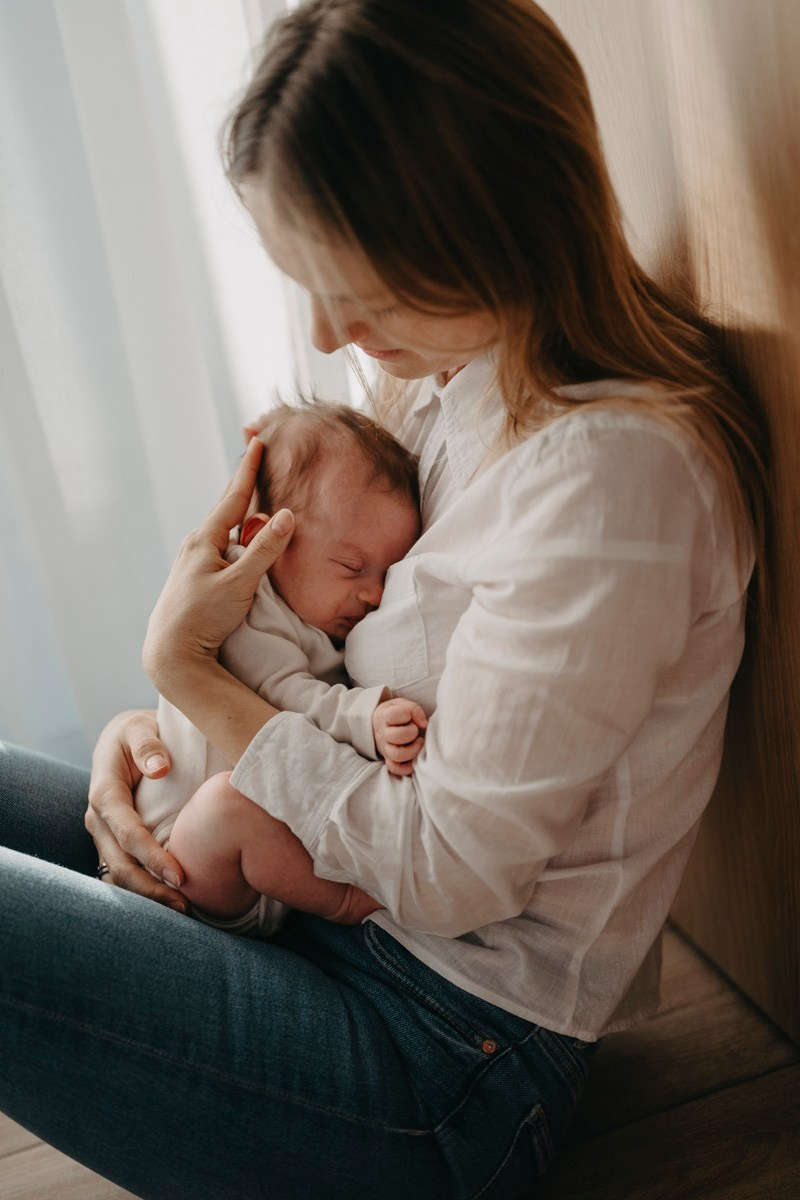 Fotografisanje bebe kod kuce — Milana, Milos, Marko i Mila. Deciji i porodicni fotograf u Beogradu Oksana Skendzic