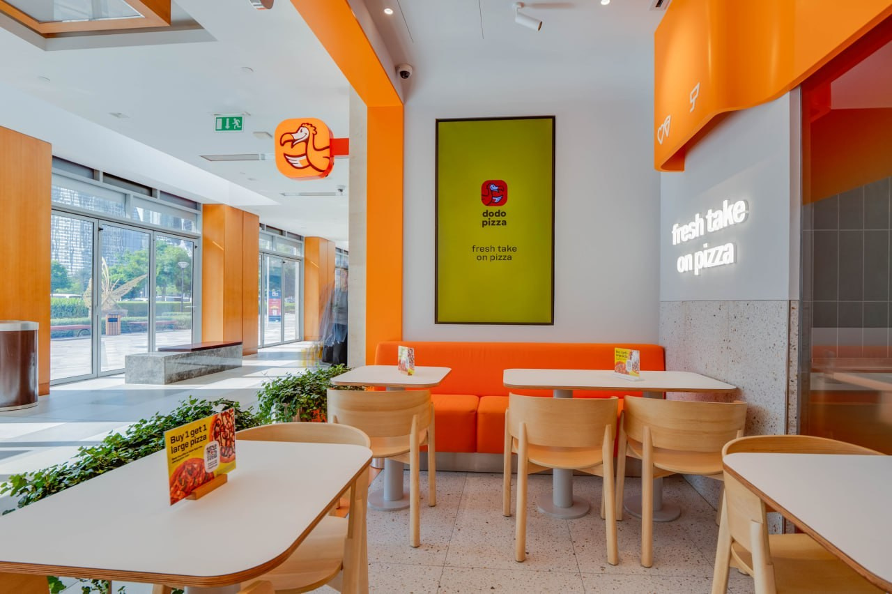 Commercial Interior Photography — Dodo Pizza Café in Dubai. Hotel Photographer in Dubai — Interiors & Commercial by Oleg Novikov