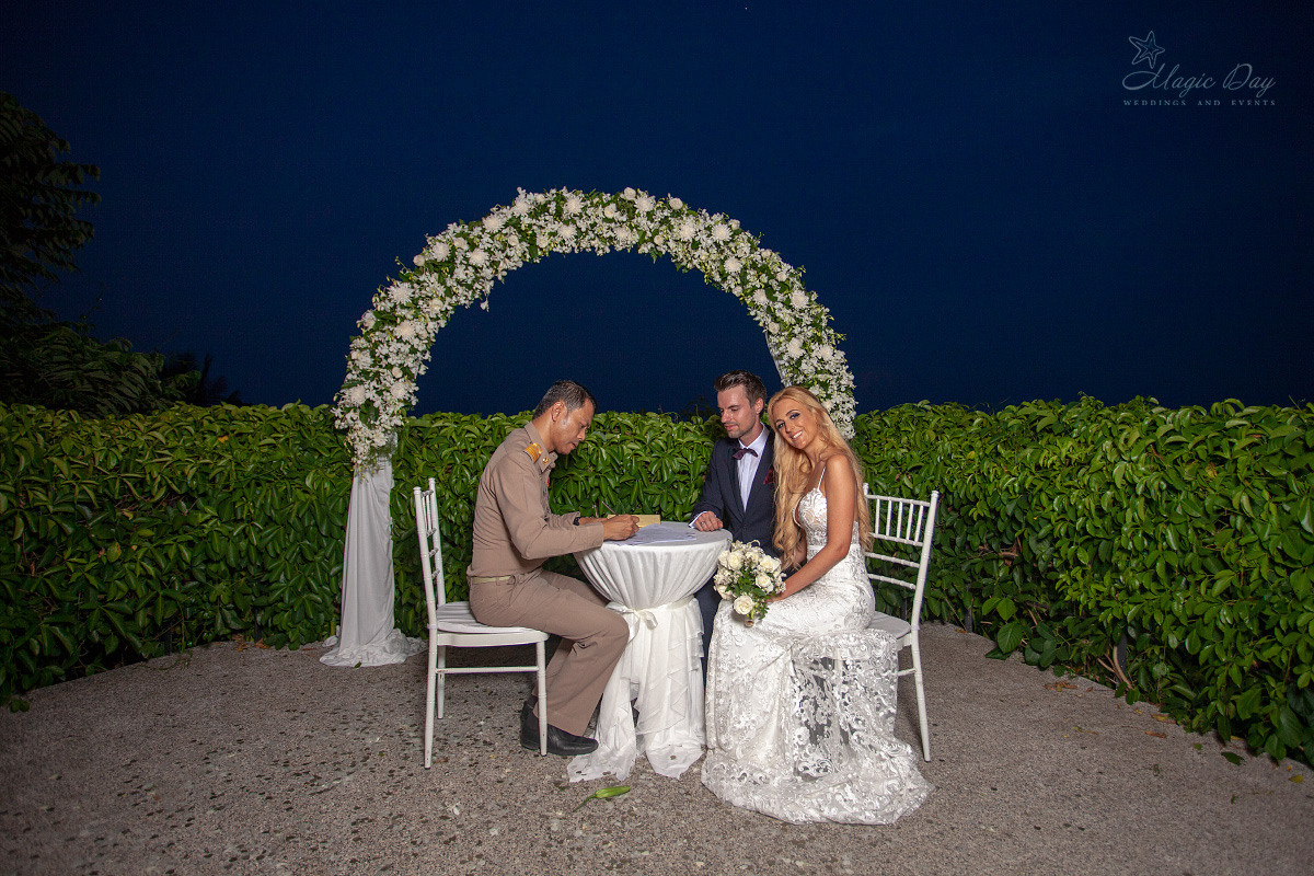 Legal marriage. Wedding on Koh Samui, Thailand