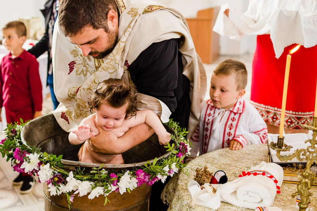 Fotograf profesionist botez Constanta. Bianca Bechisi - Fotograf profesionist Constanta