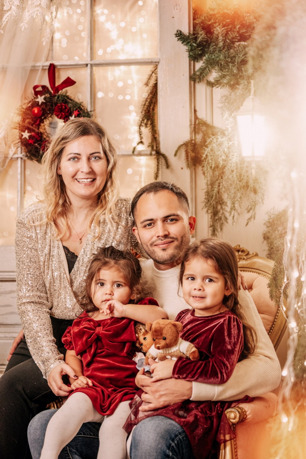 NOVOGODIŠNJA FOTOGRAFISANJA. Fotografi iz Backog Petrovca David i Andrea Stojanovic