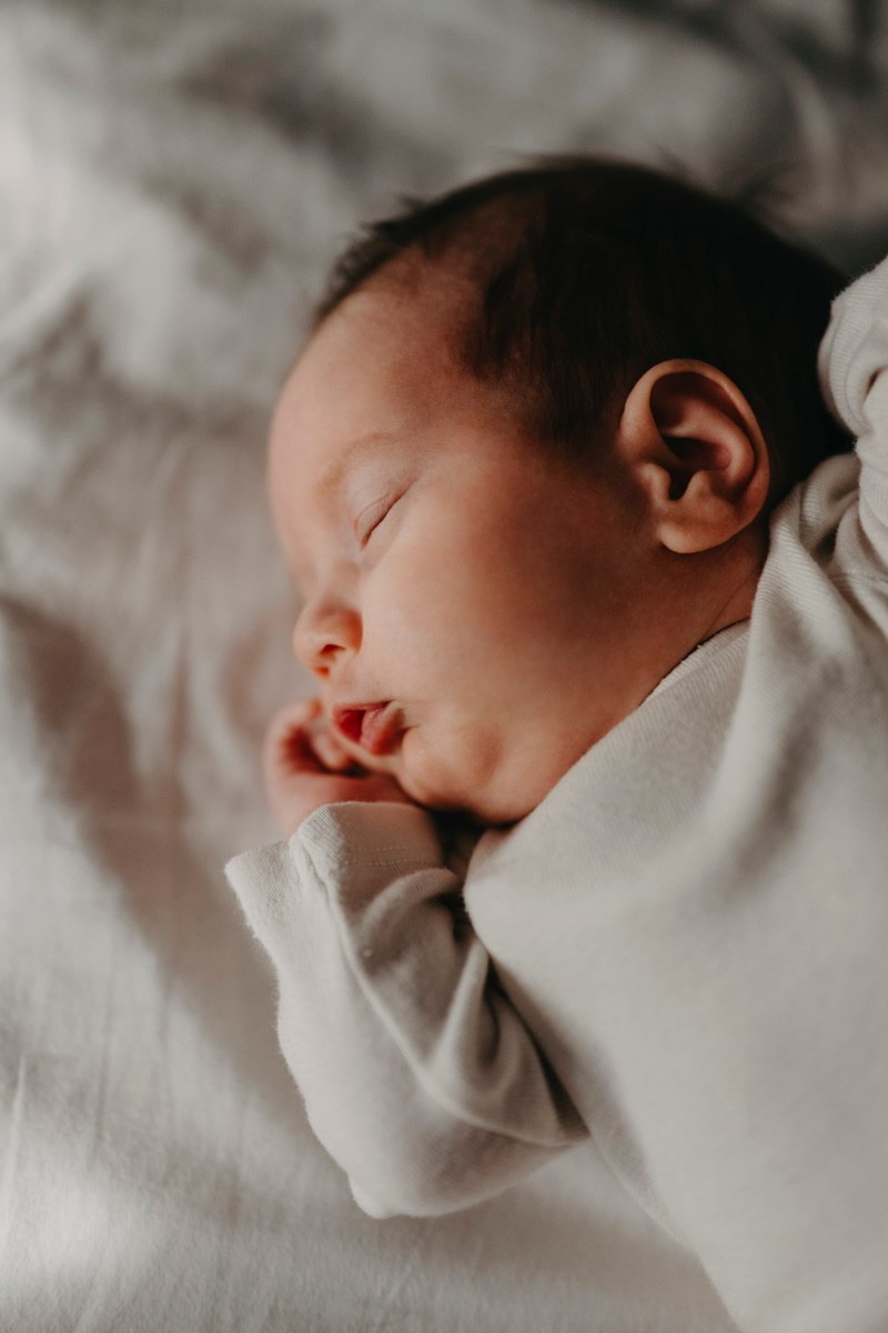 Fotografisanje bebe kod kuce — Milana, Milos, Marko i Mila. Deciji i porodicni fotograf u Beogradu Oksana Skendzic