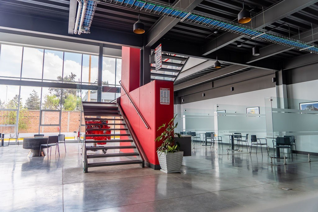 Kenworth Instalaciones. Alex Martínez Fotógrafo | Bodas, retratos y eventos en Tijuana