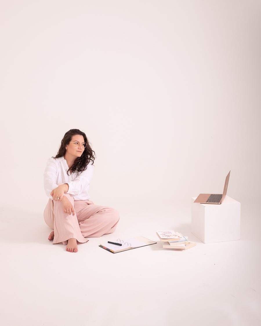 Estúdio Fotográfico em Holambra | Ensaios Gestante, Família e Retratos Profissionais. Joyce Maria Fotografia | Fotógrafa em Holambra