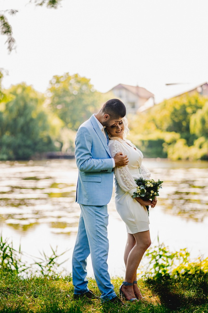 Cununie civila. Amy Foto