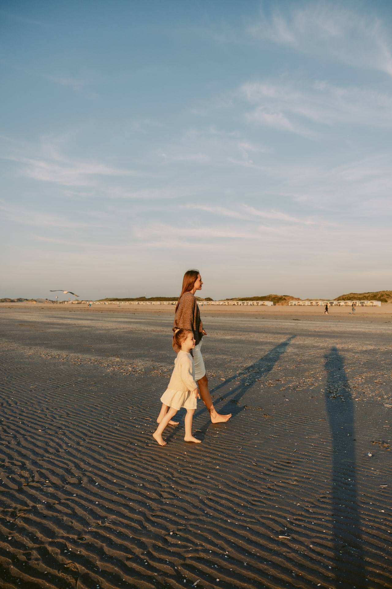 Seaside Portraits — Summer Breeze in Hoek van Holland. Romantic & Soulful Photography by Natalia Olhova in Rotterdam
