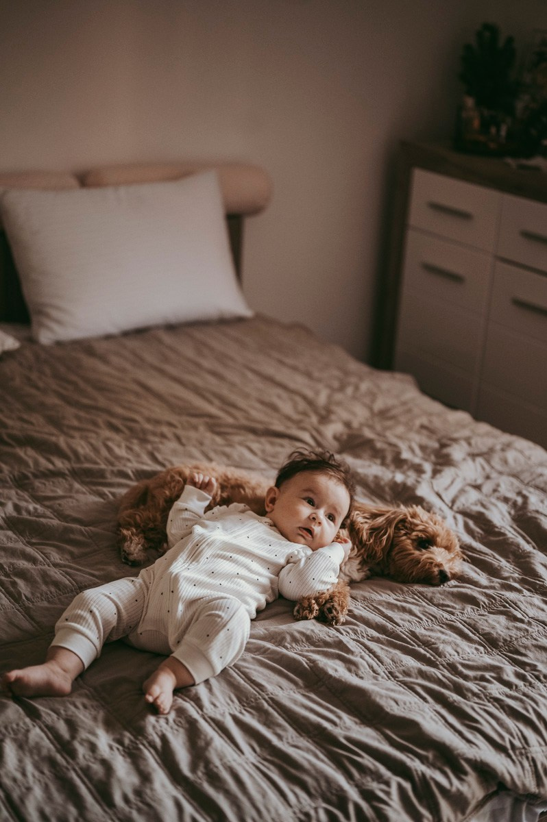 Katarina, Marko i Elena / porodicno fotografisanje kod kuce. Deciji i porodicni fotograf u Beogradu Oksana Skendzic