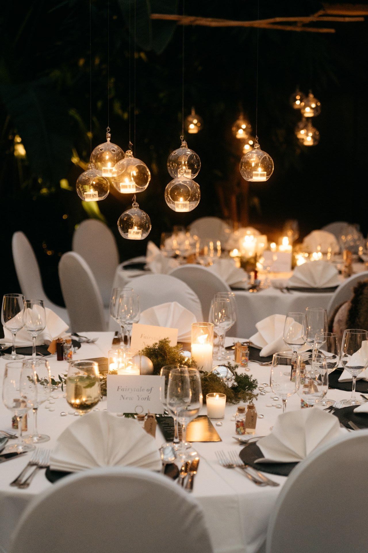 Winter weddings. Wedding photograper — Alex Popov photography Germany, Switzerland, Italy, France. Based in Stuttgart
