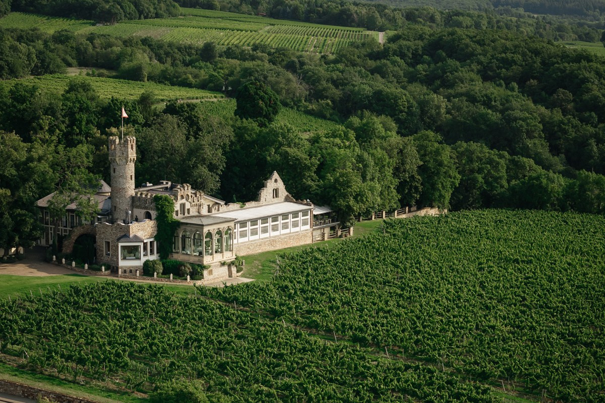 Drohne photo Burg Schwarzenstein