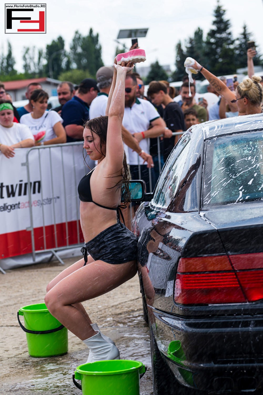 Car Wash @ Auto Total Business Show 2024. Studio foto Galati sexy — boudoir fotograf freelancer Florin Costache