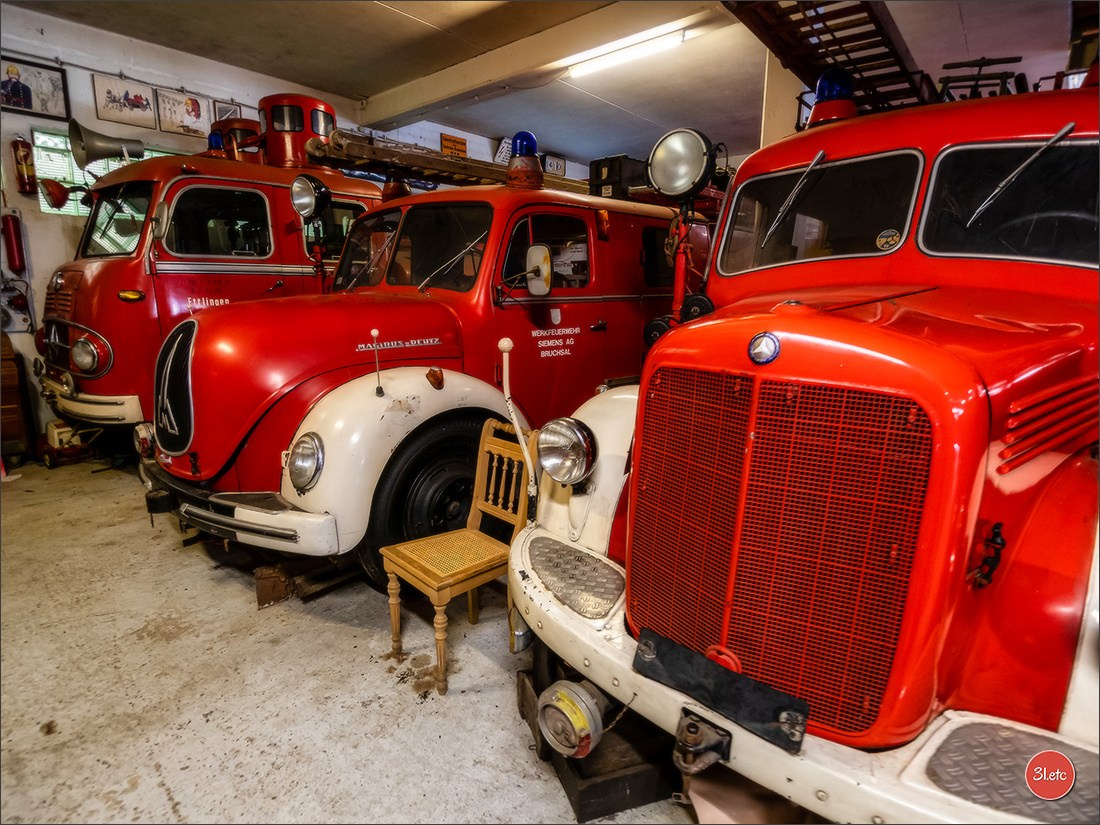 Удивительное место - частный музей старинного хлама - Fahrzeugmuseum. Photographe à Strasbourg | Portraits, Studio, Enfants, Événements