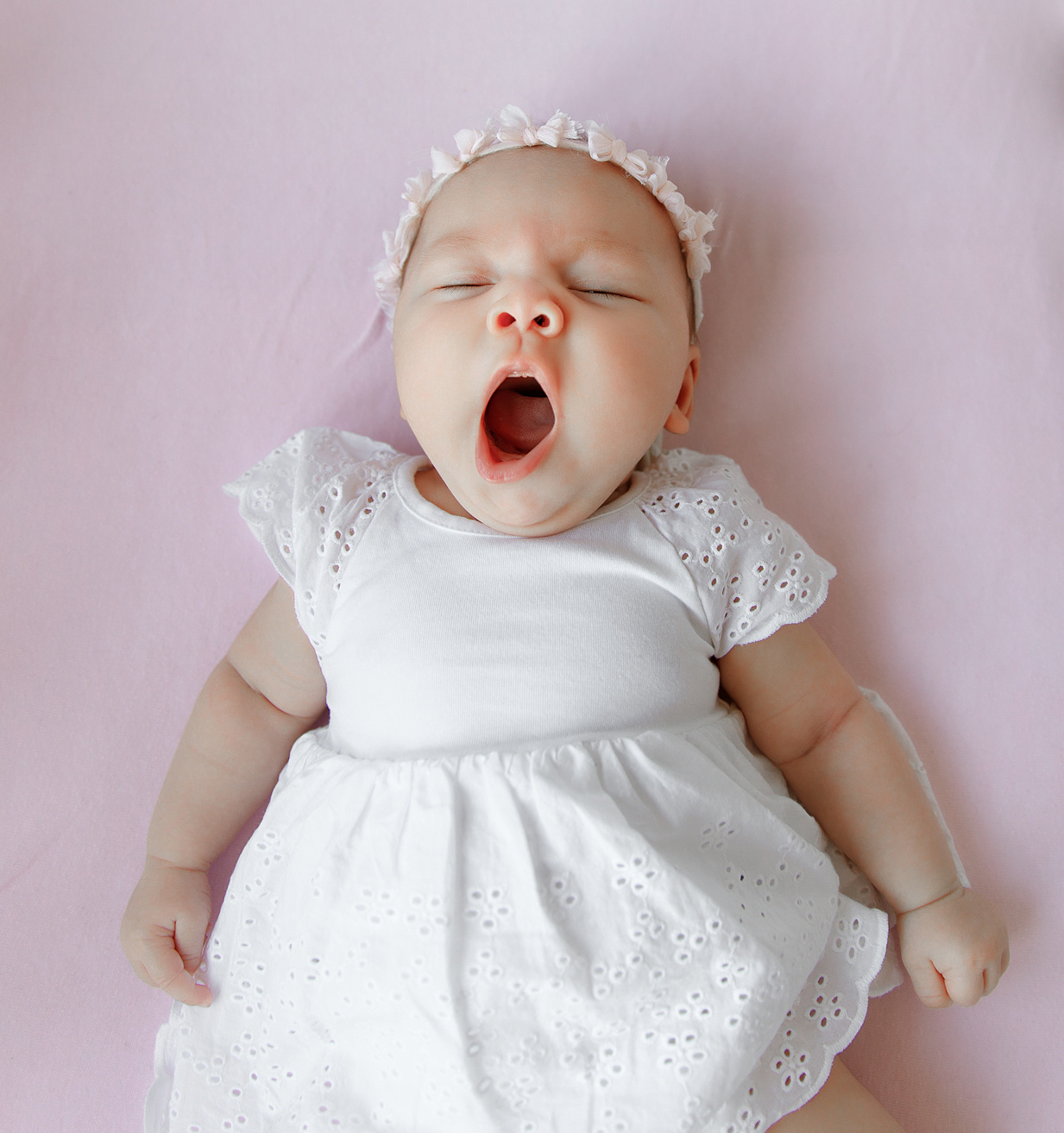 Newborn lifestyle. Newborn fotograaf in Noord Brabant (Veghel/Uden/Oss/Eindhoven/Helmond)