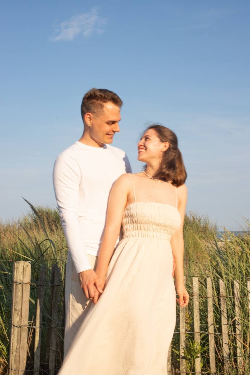 Beach pre wedding. Wedding Photographer & Videographer