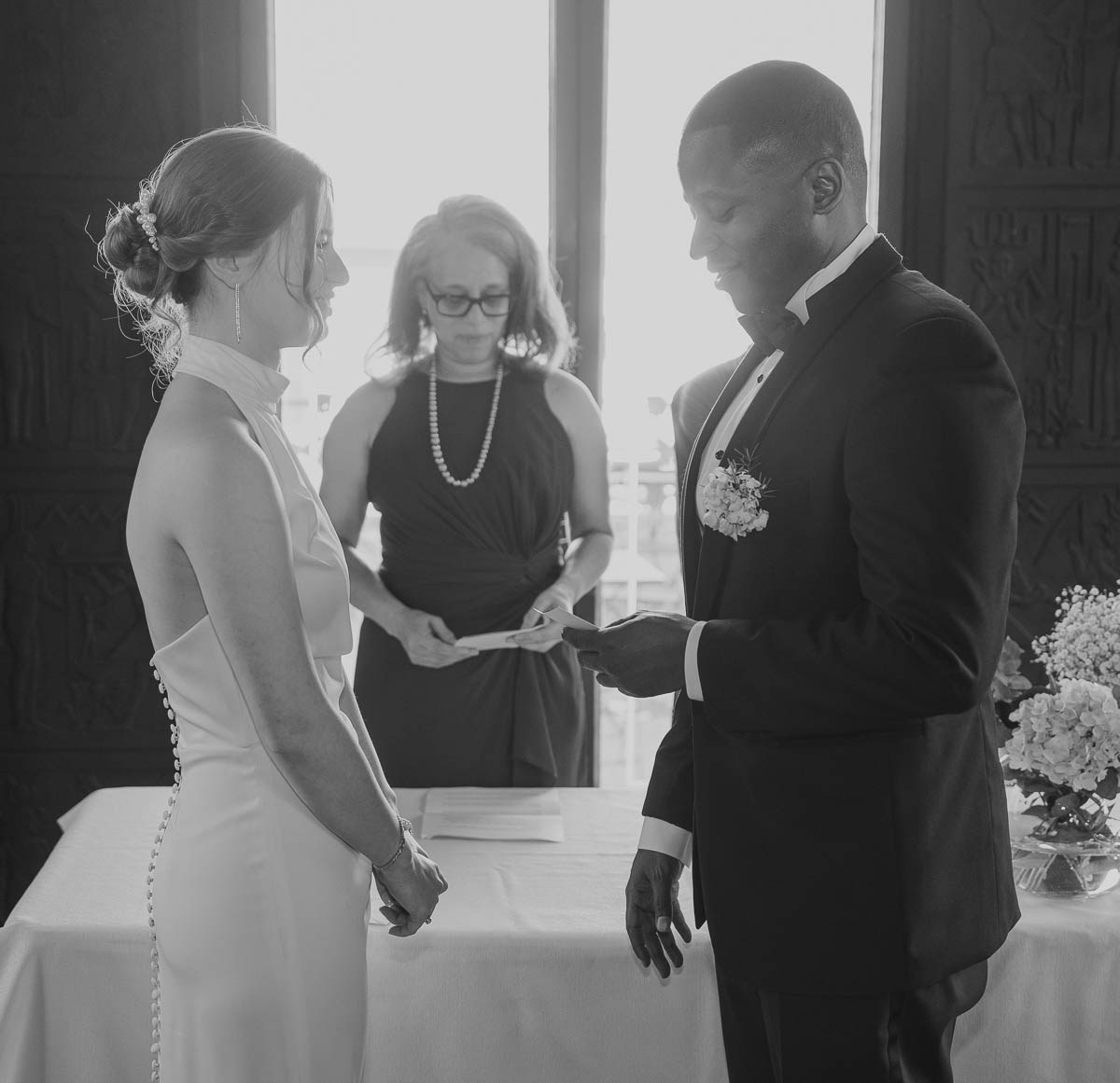 Anastasia e Ronald matrimonio presso il Caffé Pedrocchi Italia. Lorenzo Mazzega Wedding | Fotografo Matrimonio Milano | Reportage