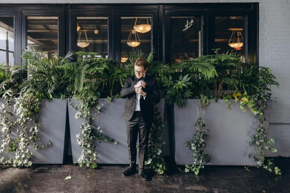 Подготовка на булката сутринна фотосесия сватбен ден емоции детайли София