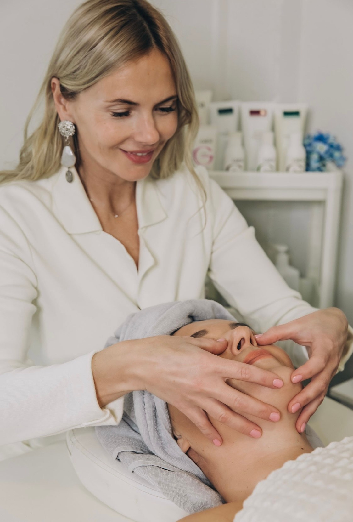 The Cosmetologist. Photographer Marina Gargi