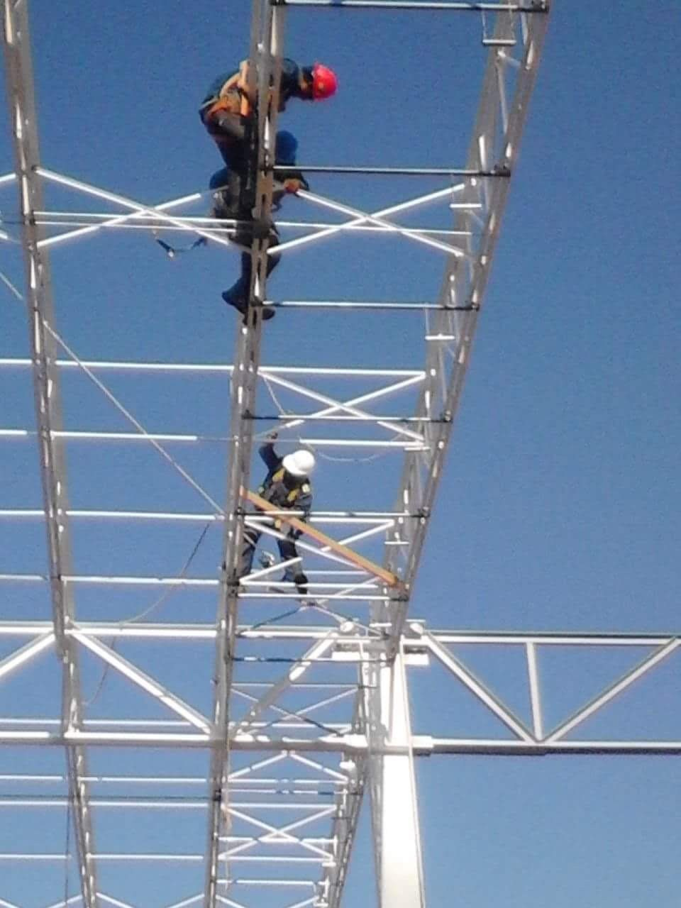 Naves Industriales. Grupo DECOCO