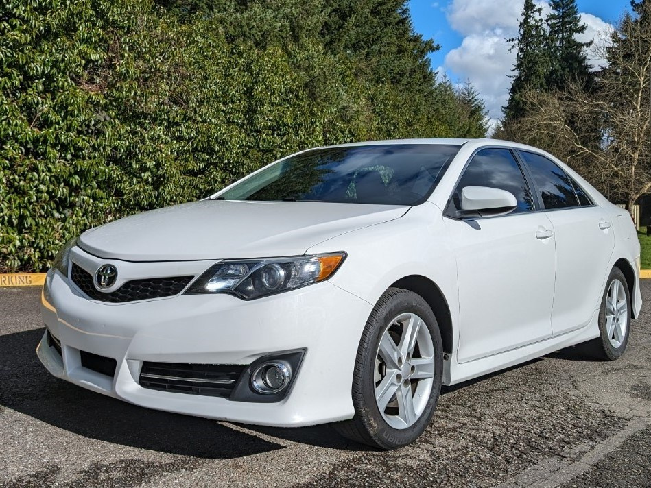 Toyota Camry 2012. Gallery