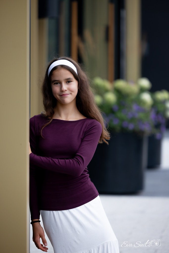 Pie and her girls. Eva Suits