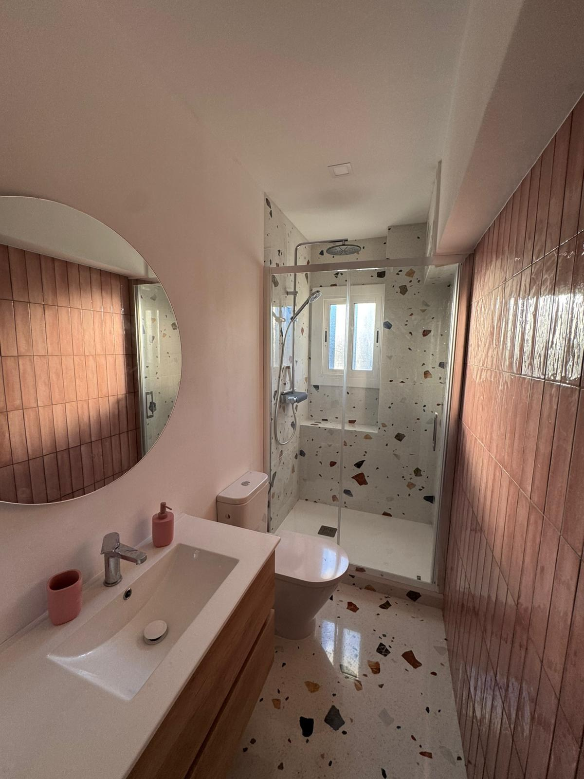 Full apartment, bathroom and kitchen renovations with acoustic insulation in Barcelona | B22 Reforma