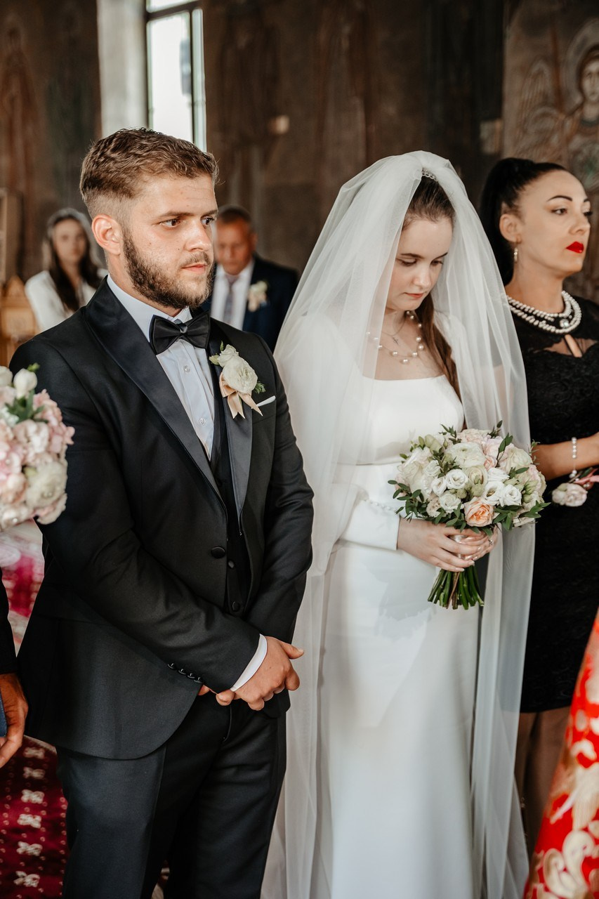 Ana Maria si Cristian by Fotograf nunta Neamt — Eduard Schiopu
