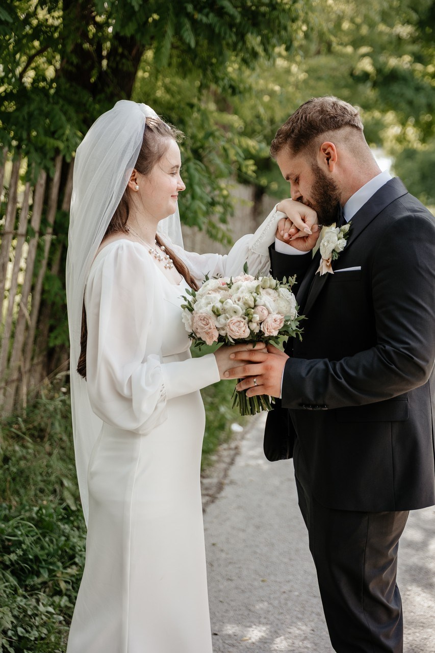 Ana Maria si Cristian by Fotograf nunta Neamt — Eduard Schiopu