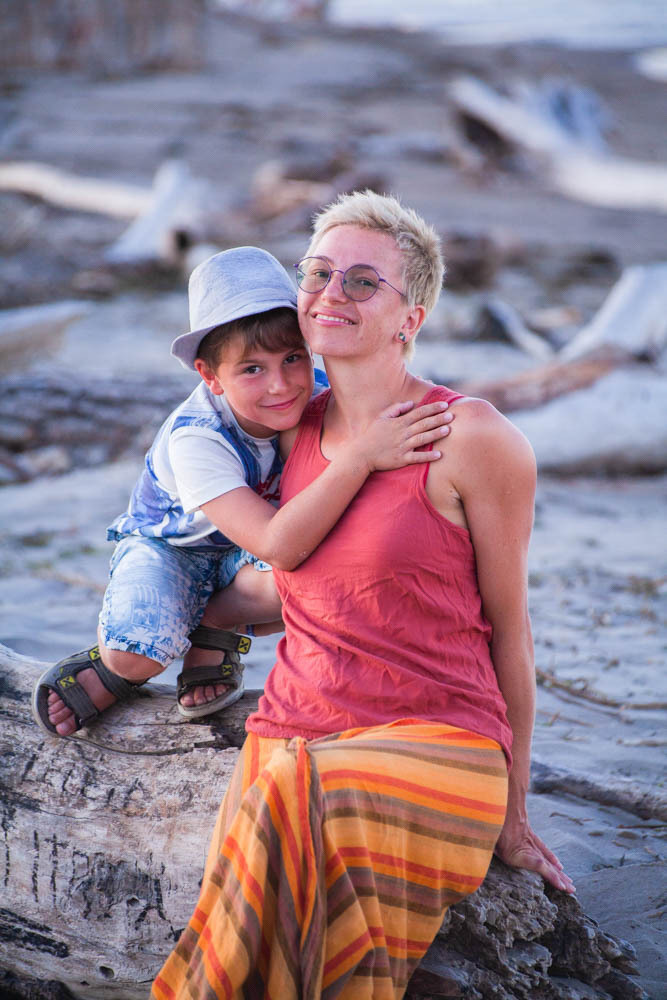 Marina with children. Nina Janeckova Fotografin und Videografin am Bodensee