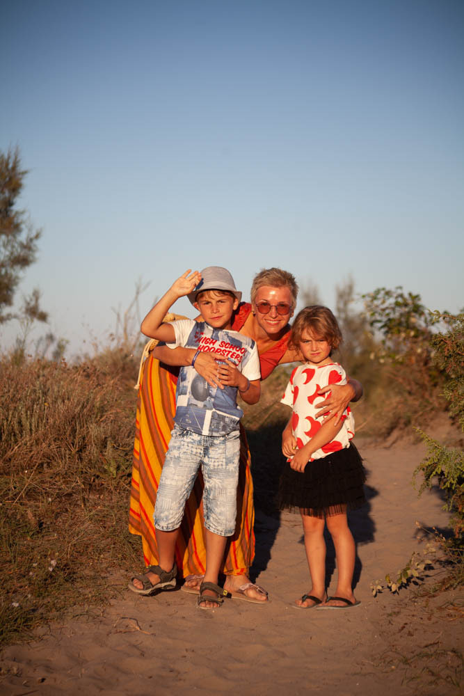 Marina with children. Nina Janeckova Fotografin und Videografin am Bodensee
