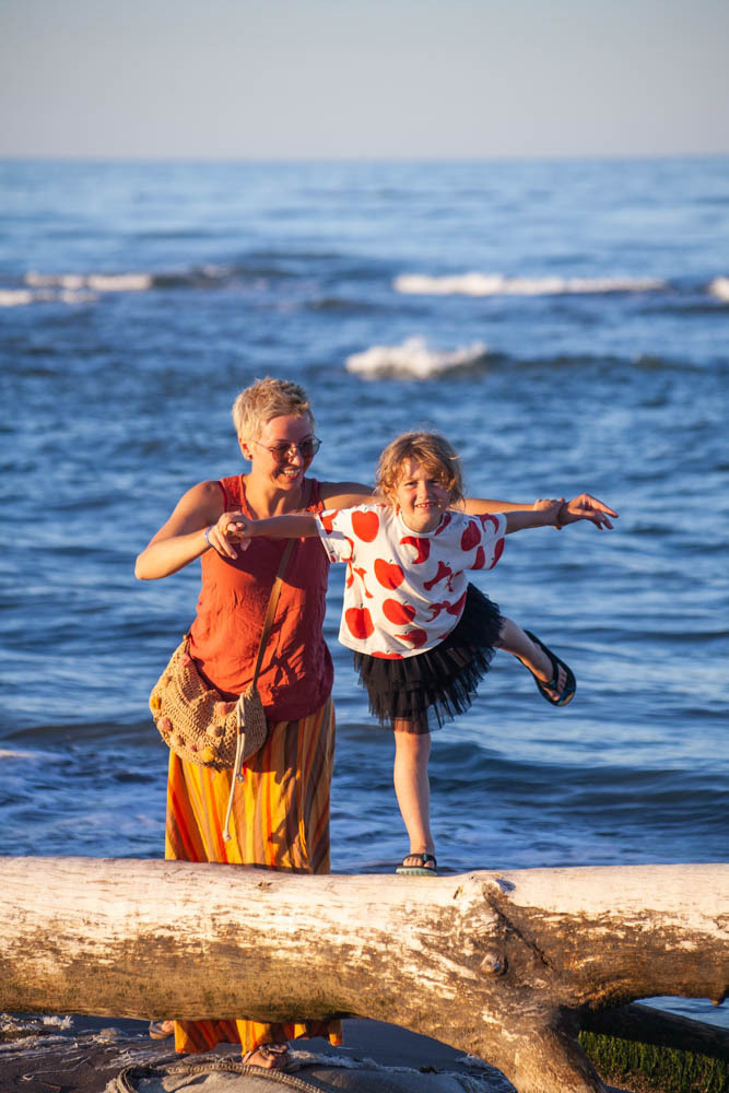 Marina with children. Nina Janeckova Fotografin und Videografin am Bodensee