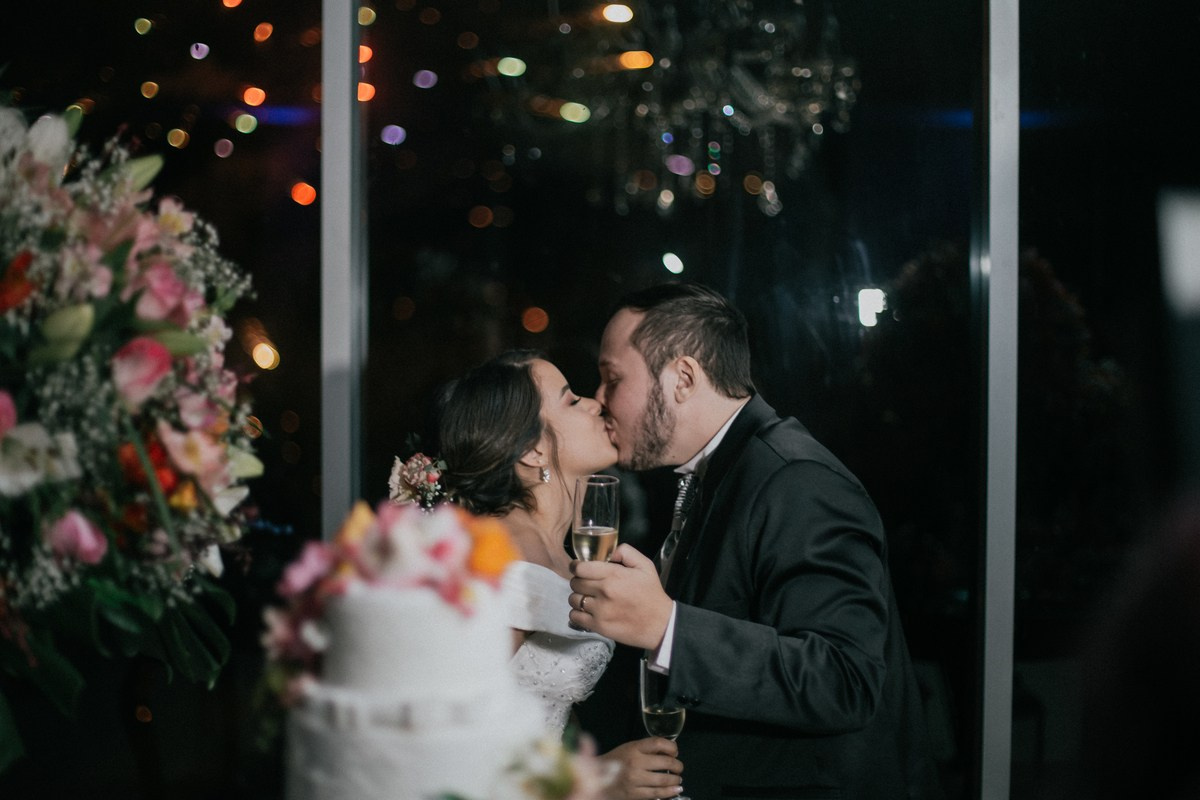 Felipe e Letícia. Fotógrafa de Eventos em São Paulo e Sorocaba Kika Damasceno