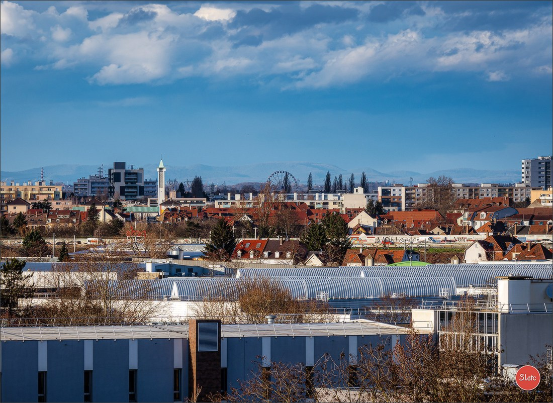 Vue de la ville un peu d'en haut. Photographe à Strasbourg | Portraits, Studio, Enfants, Événements