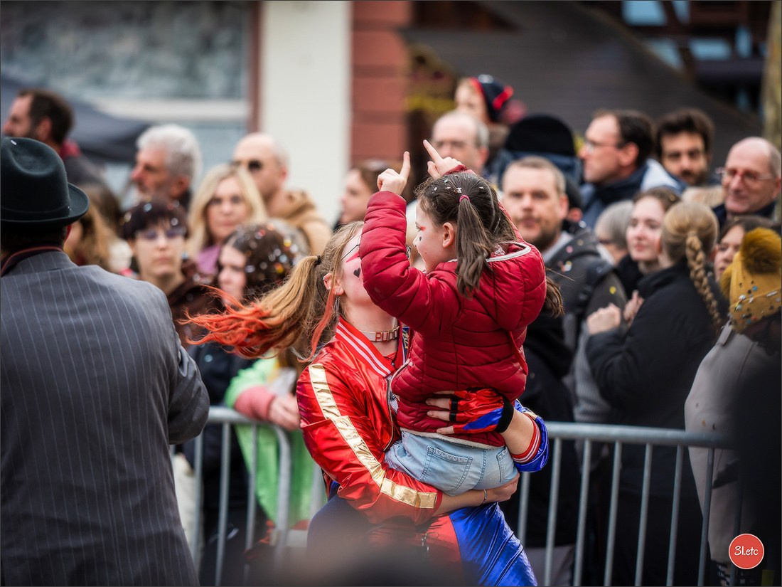 Traditional February carnival. Music, dancing, costume performances. C. Photographe à Strasbourg | Portraits, Studio, Enfants, Événements