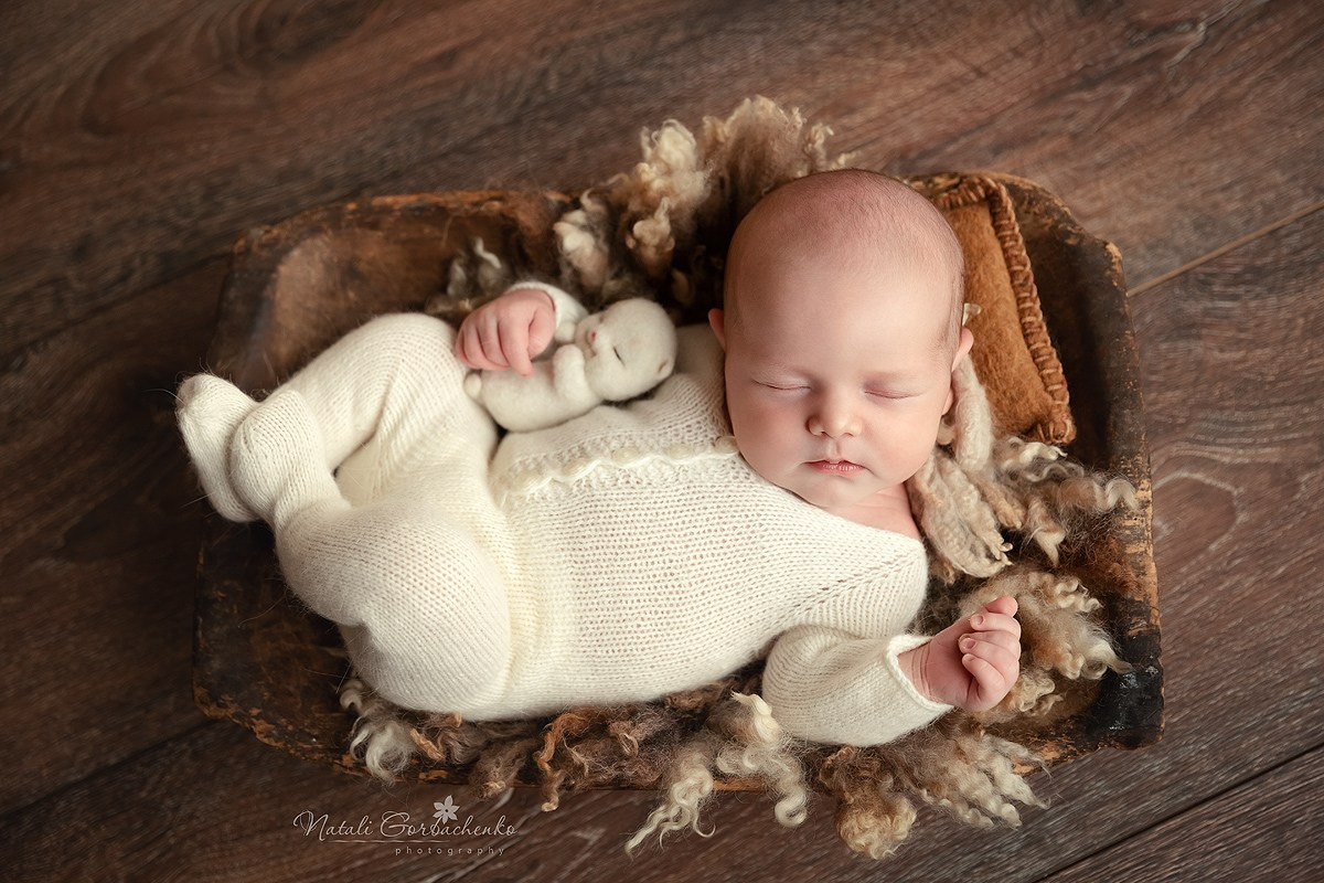 Новонароджені малюки. Дитячий, сімейний, а також newborn фотограф і викладач у Києві Наталія