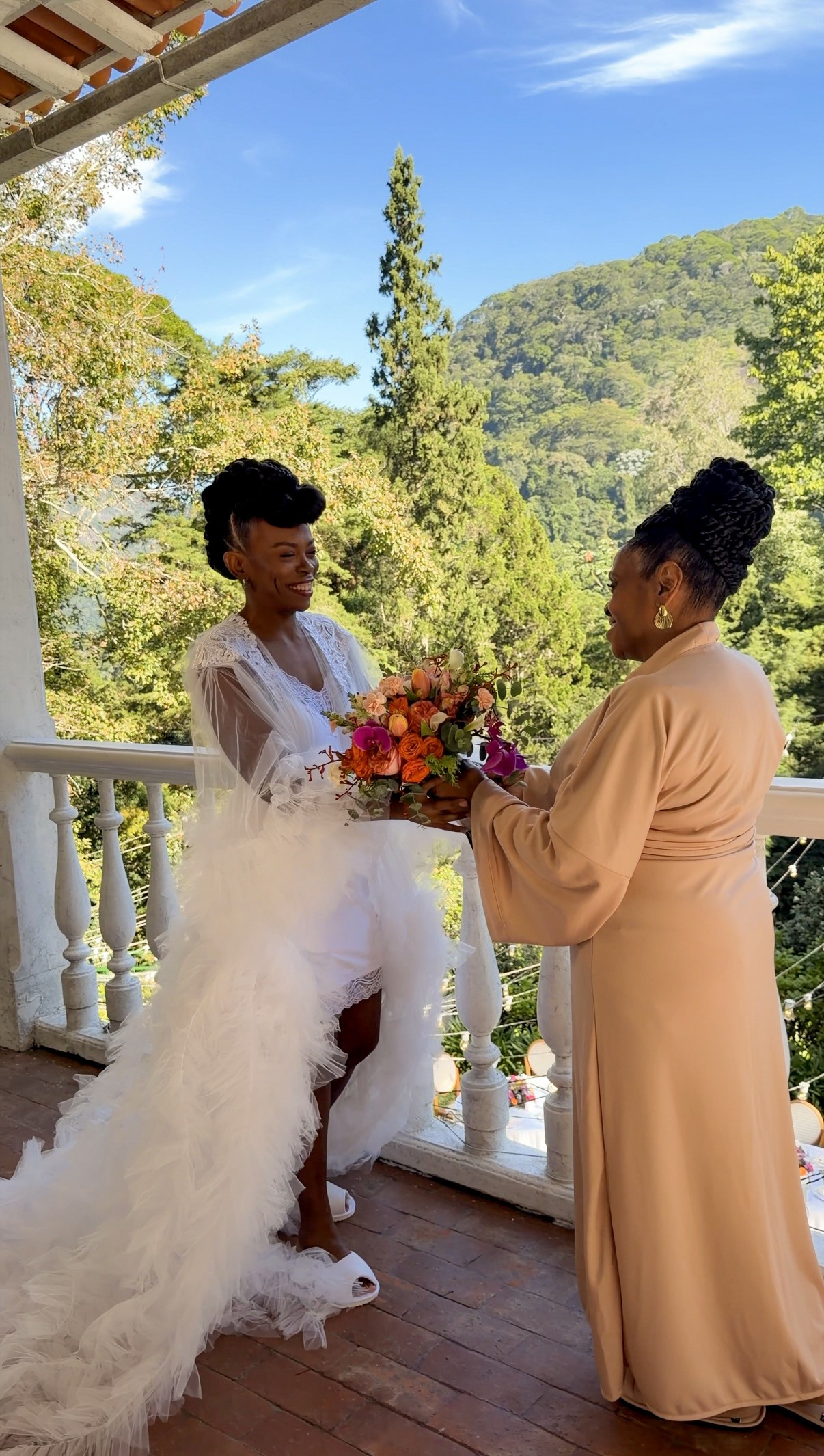 Casamento Vanessa & Wellington no Château do Lago | Santier Stories