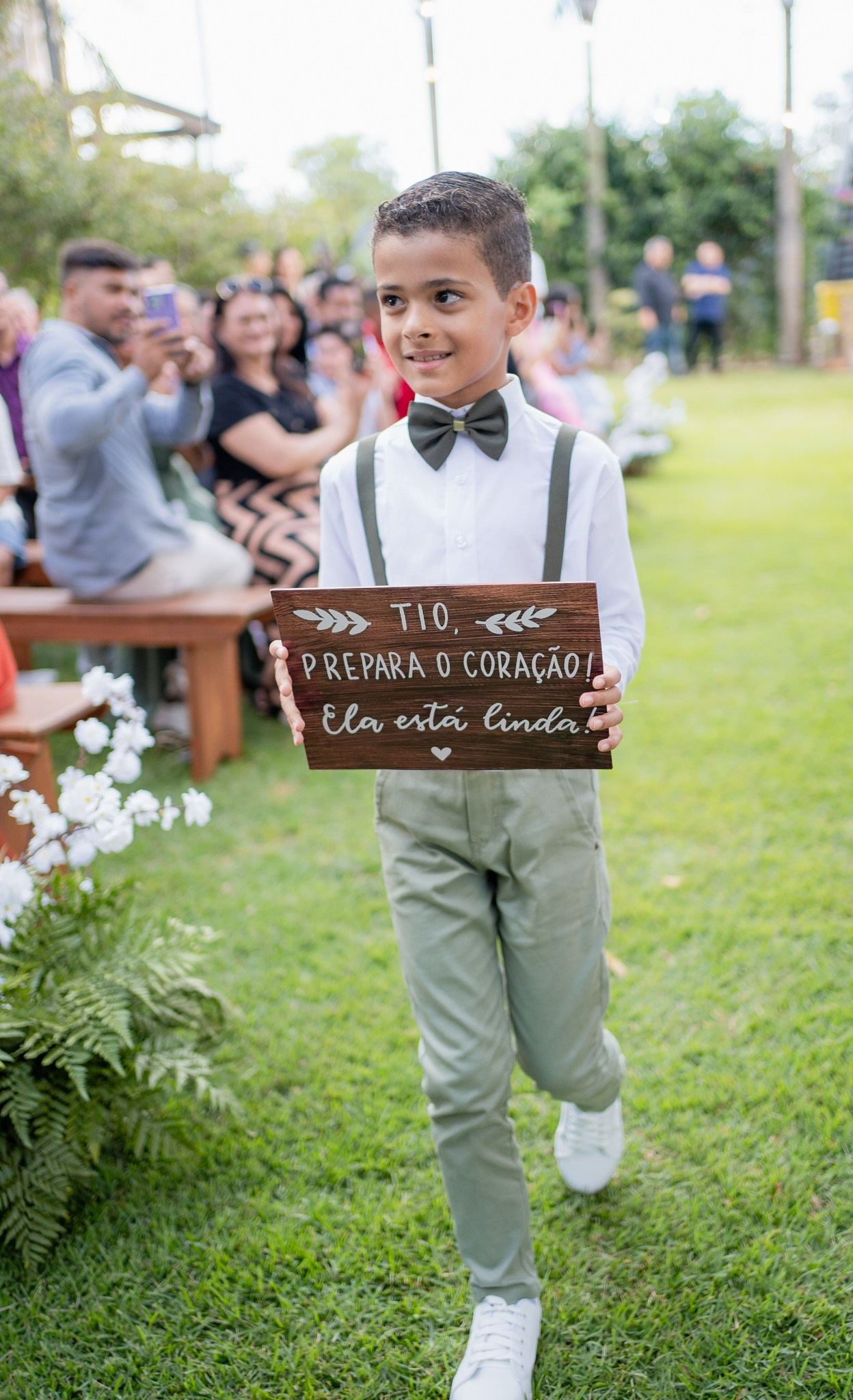 Larissa & Vinicius — Espaço Faveral / Aararaquara. Robson Colaço