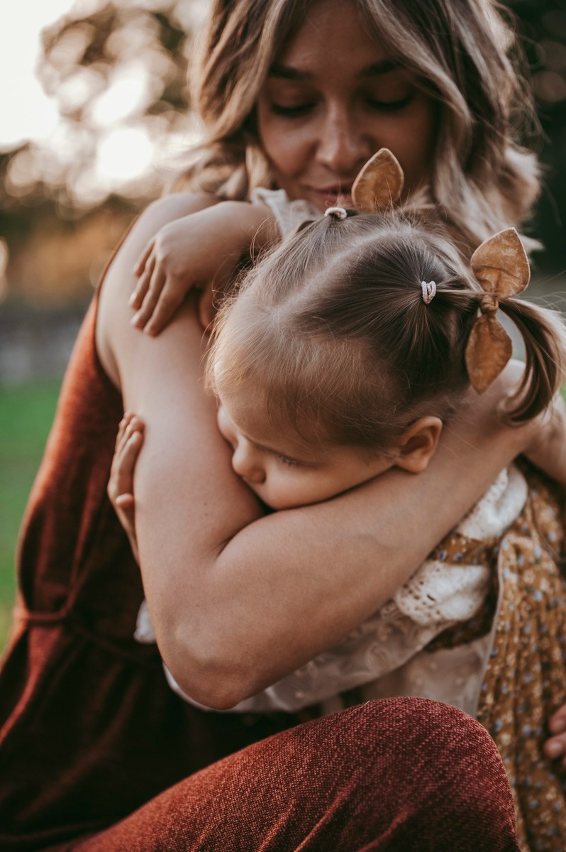 Anastasija, Aleksej i Agata / porodicno fotografisanje napolju. Deciji i porodicni fotograf u Beogradu Oksana Skendzic