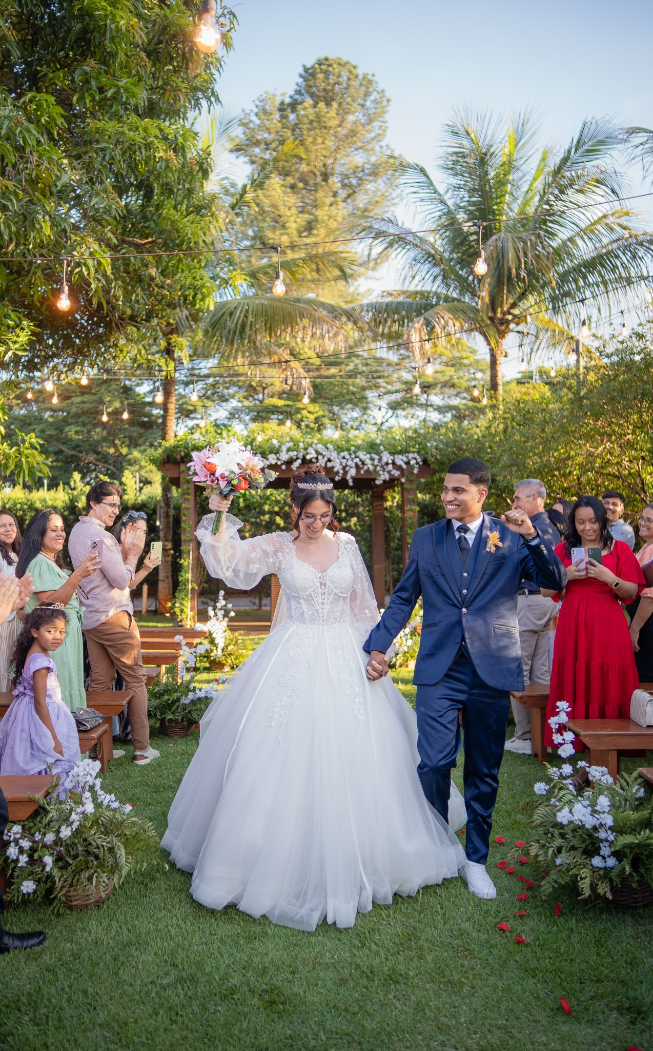 Larissa & Vinicius — Espaço Faveral / Aararaquara. Robson Colaço