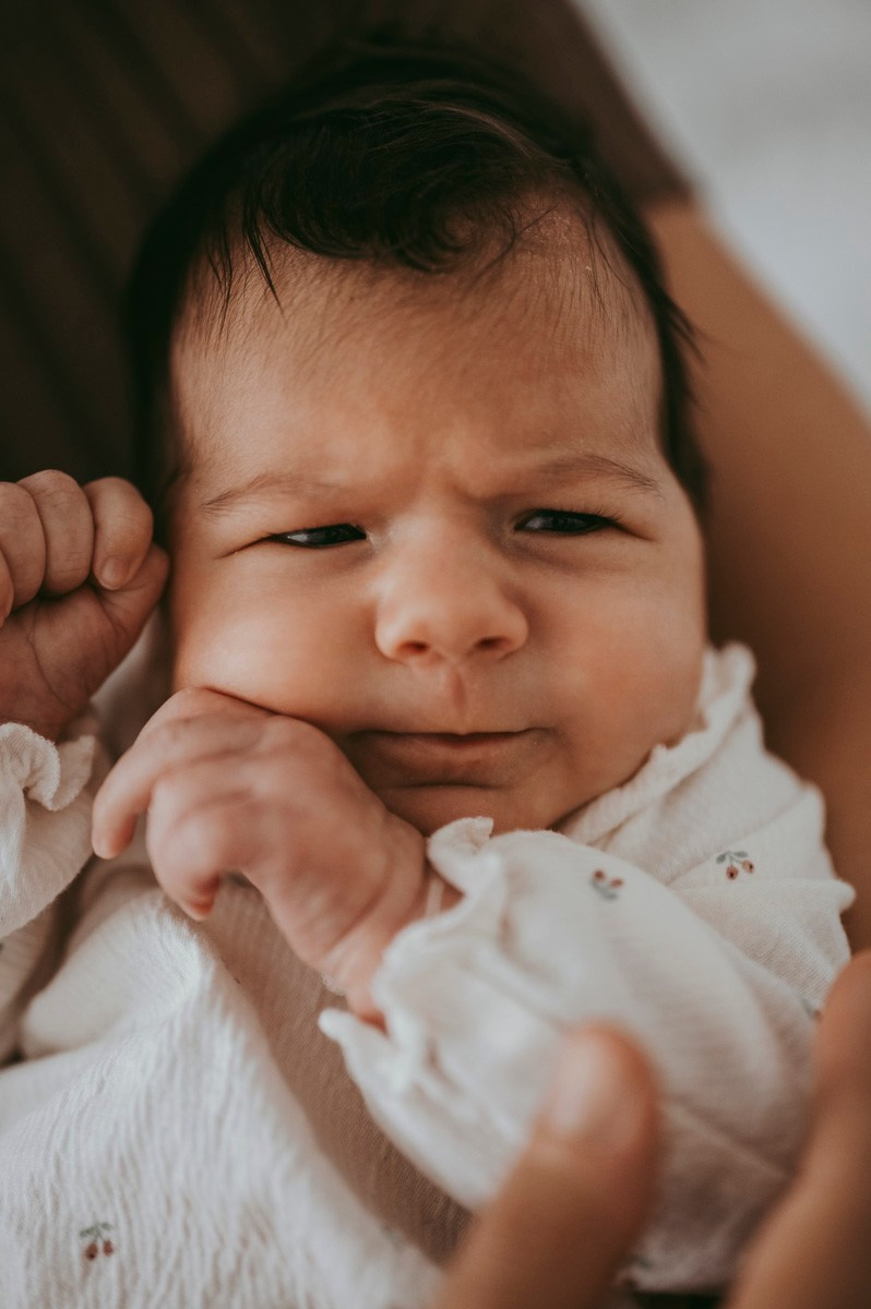 Katarina, Dejan, Petra i Julija / porodicno fotografisanje kod kuce. Deciji i porodicni fotograf u Beogradu Oksana Skendzic