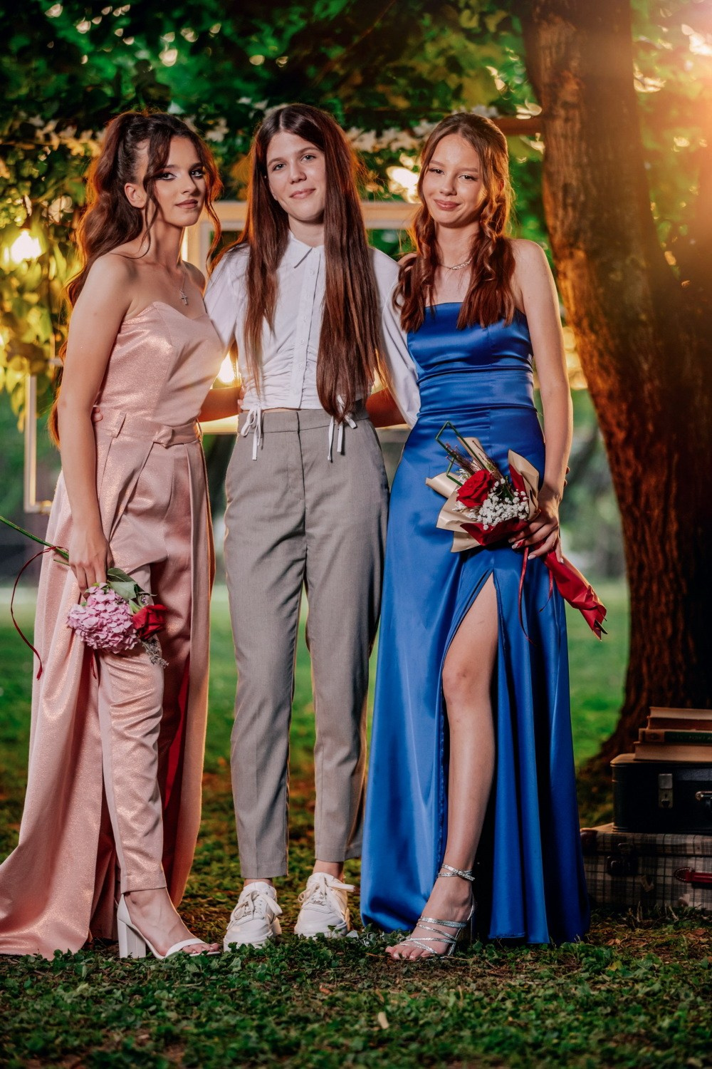 MATURSKA FOTOGRAFISANJA. Fotografi iz Backog Petrovca David i Andrea Stojanovic