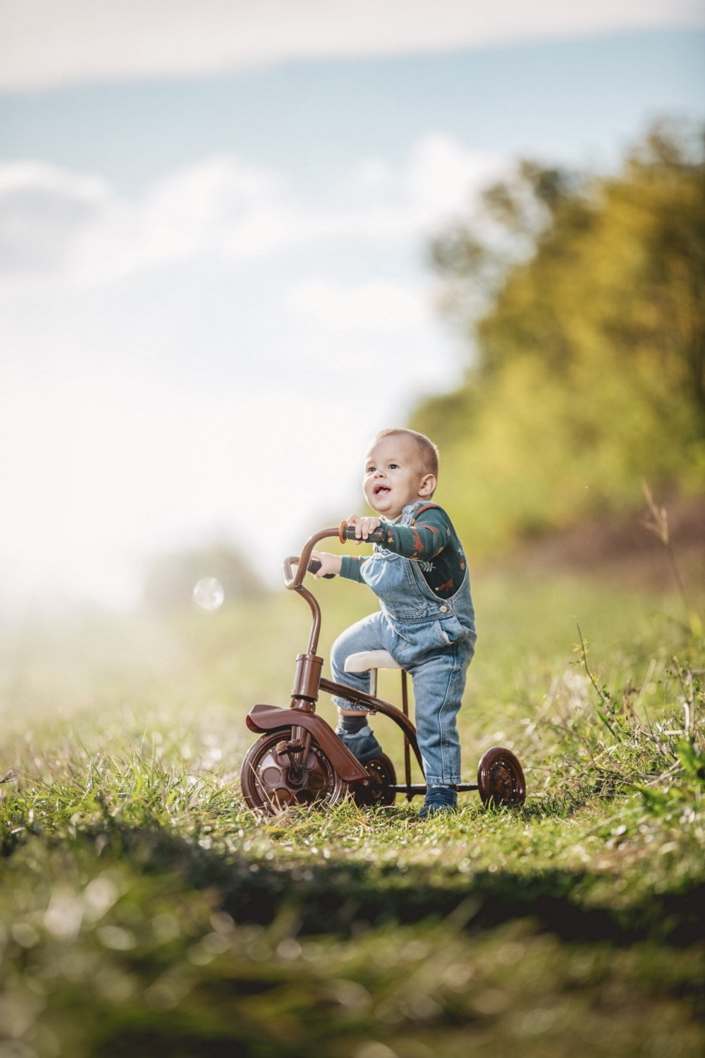 DEČIJA FOTOGRAFISANJA. Fotografi iz Backog Petrovca David i Andrea Stojanovic