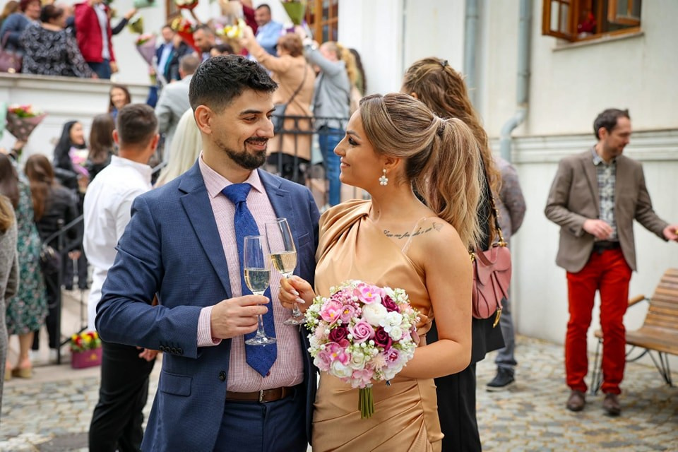 Iulia & Lucian. Fotograf Nuntă Constanța - Moments by Gub