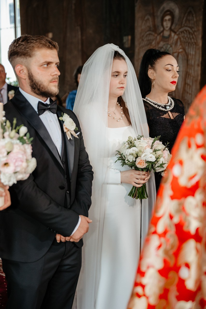 Ana Maria si Cristian by Fotograf nunta Neamt — Eduard Schiopu