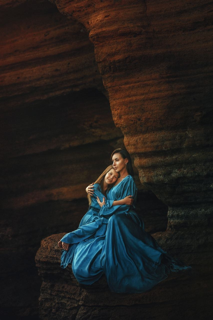 Blue dresses 40+10€. Professional photography in Tenerife Tania Bonnet